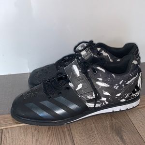 ❤️‍🔥Adidas mens power lifting shoes